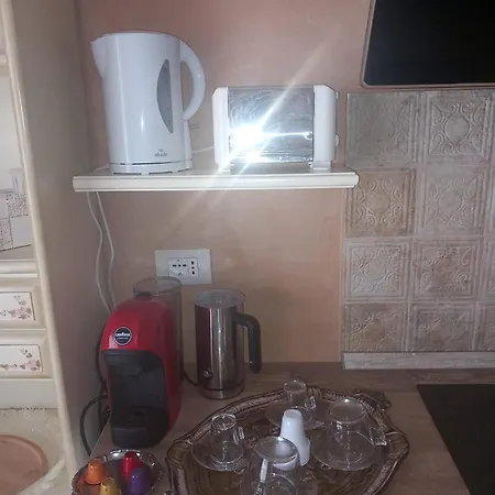 Oda ve Kahvaltı Lussuoso 3*