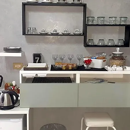 Lussuoso Oda ve Kahvaltı 4*