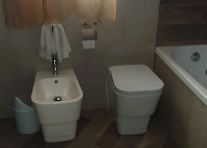 Lussuoso לינה וארוחת בוקר 3*